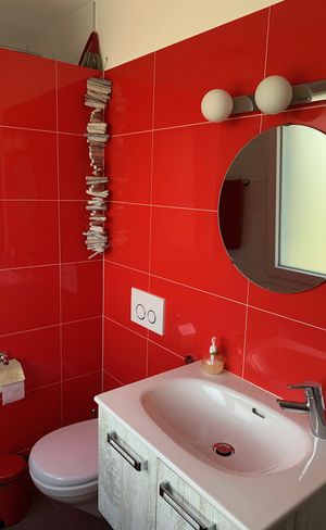 Innen-WC/Dusche auf Anfrage und gegen Reinigungsgebühr